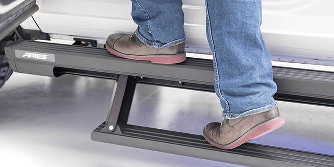 ACTIONTRAC KIT, BOARD & BRACKET 2019 1500 CREW CAB