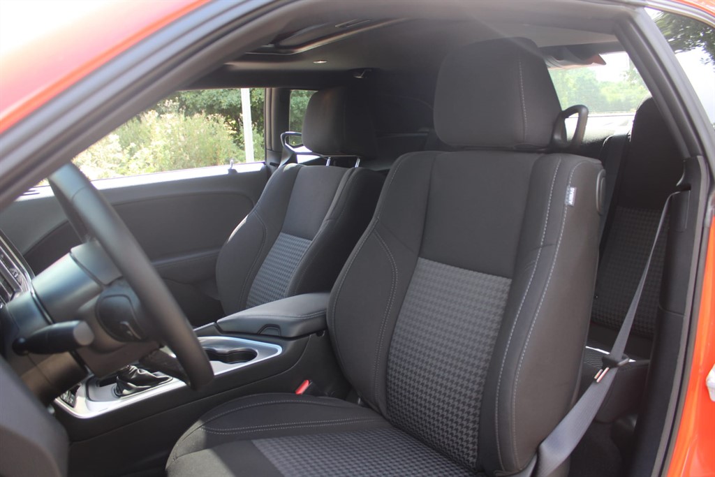 2022 DODGE CHALLENGER SXT