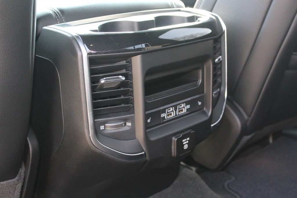 2022 DODGE RAM 1500 LARAMIE 4X4